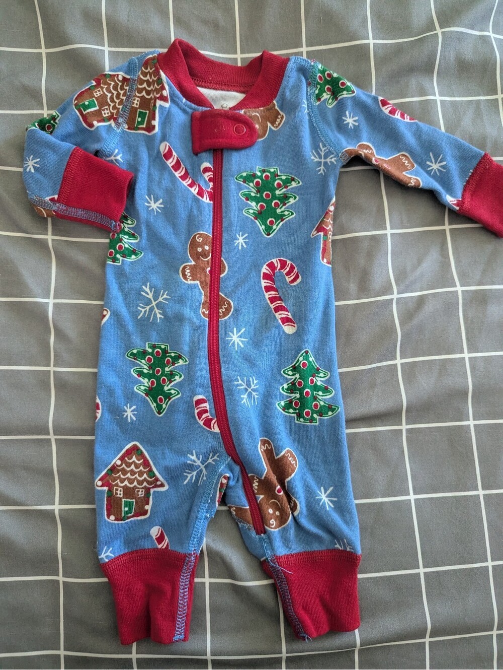 Hanna NB Christmas gingerbread men Christmas trees candy canes sleeper